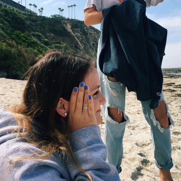 Meet your Posher, Madison - Picture 5 of 7